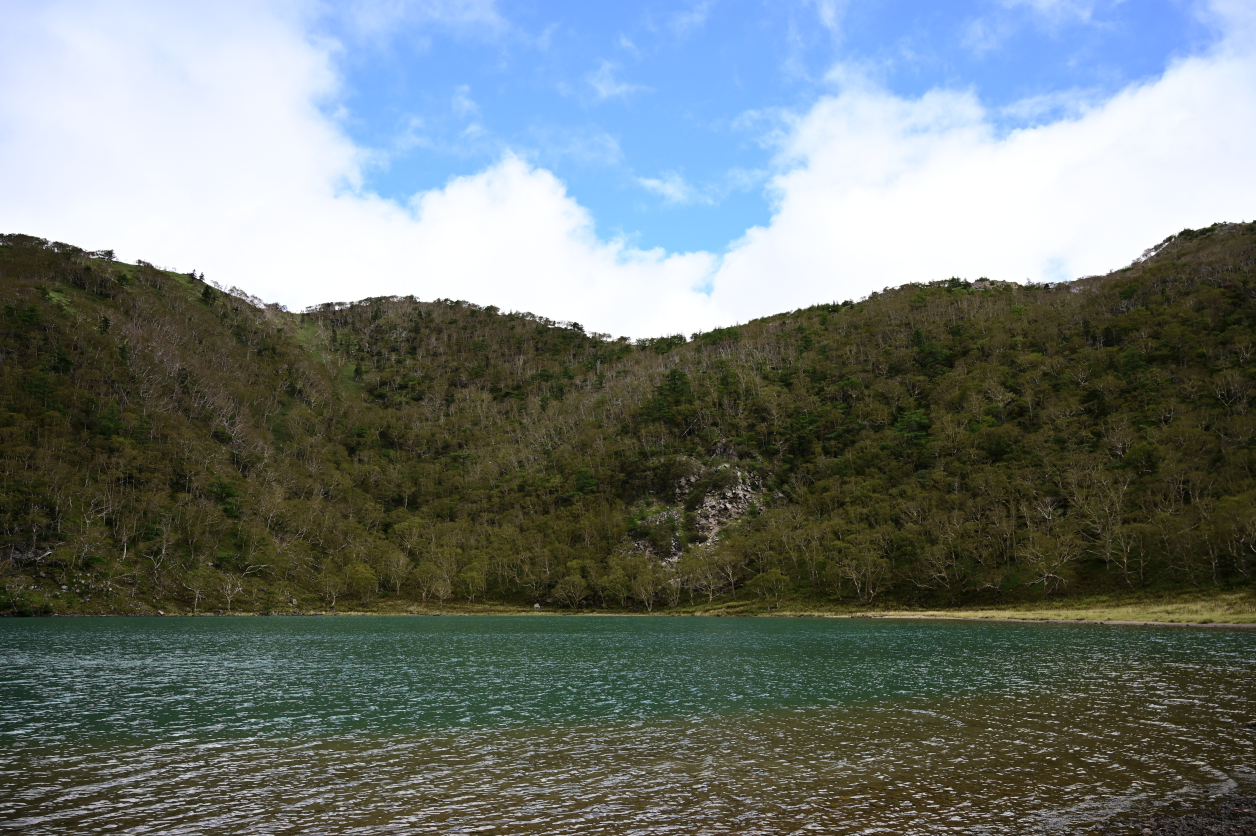 日光白根山の五色沼